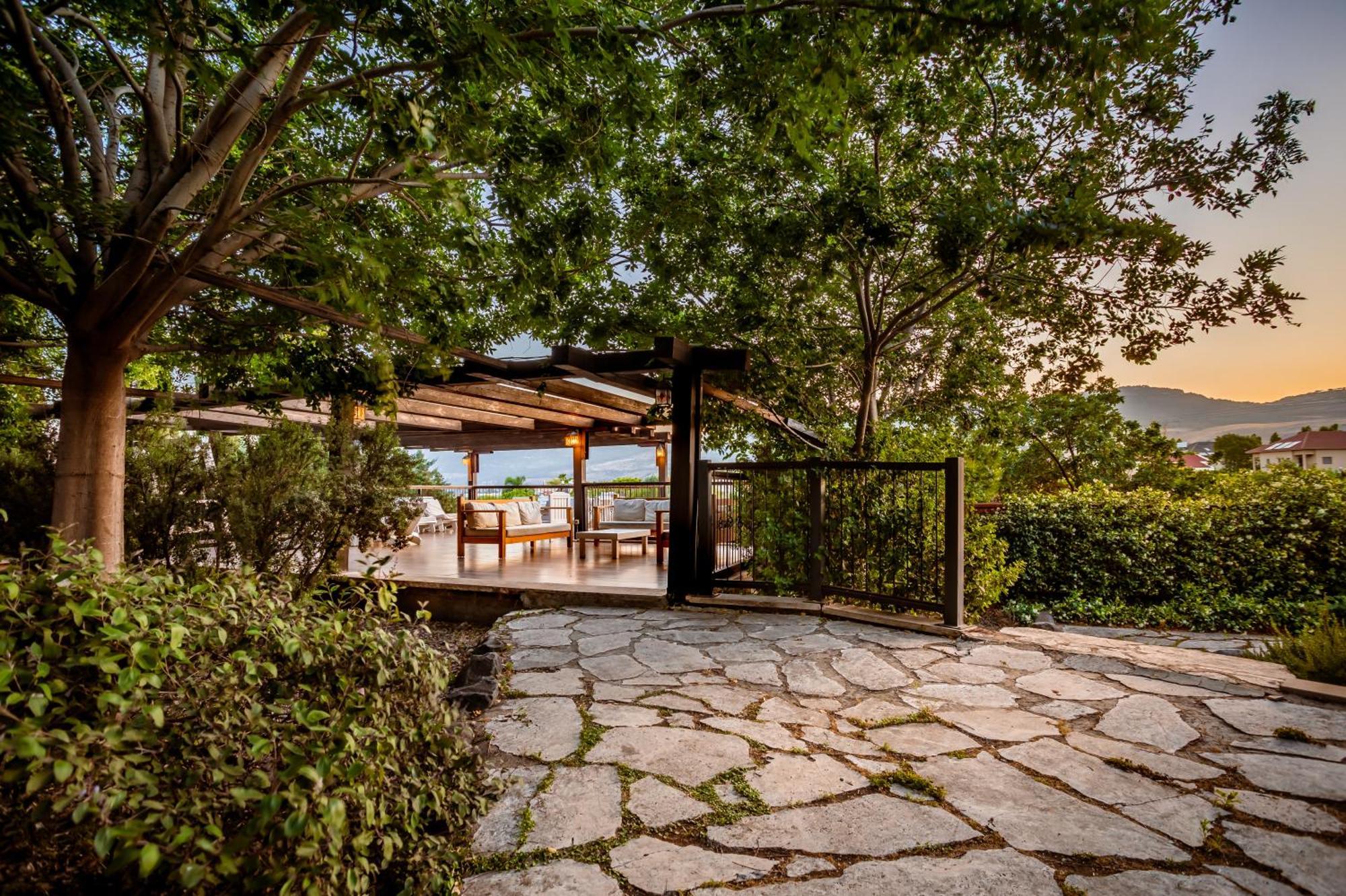 Grand Vista Boutique Hotel And Spa Yuval Exteriör bild